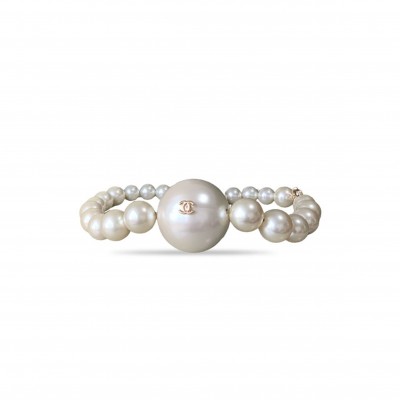 CHANEL PEARL NECKLACE CROSSBODY BAG (8.5cm) 